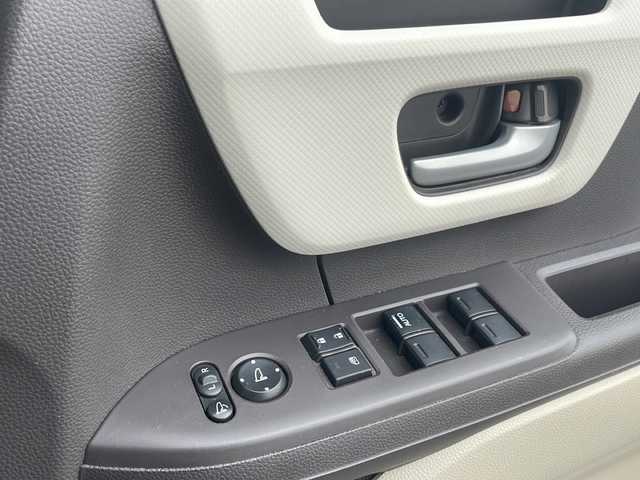 ホンダ Ｎ ＢＯＸ G L ホンダセンシング 岩手県 2018(平30)年 5.3万km クリスタルブラックパール メモリーナビ CD/DVD再生 Bluetooth フルセグ パワースライドドア クルーズコントロール ビルトインETC コーナーセンサー オートLEDライト オートマチックハイビーム レーンキープアシスト スマートキー