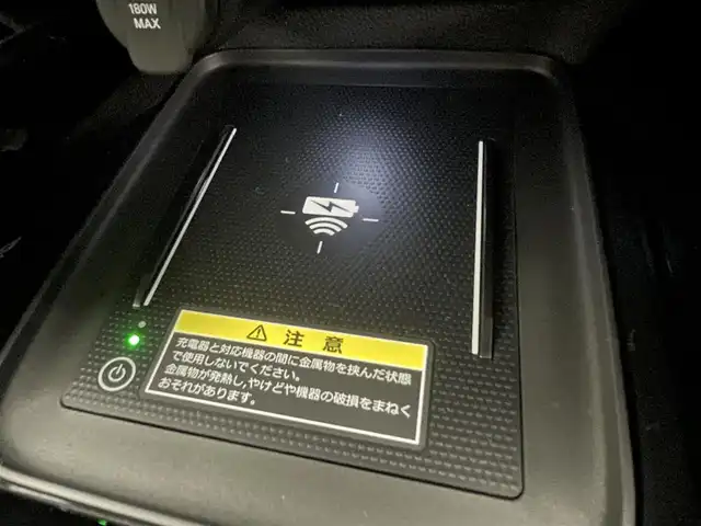 ホンダ ヴェゼル ハイブリッド e:HEV Z 滋賀県 2025(令7)年 0.1千km プラチナホワイトパール 登録済未使用車/純正9インチナビ/（Bluetooth/フルセグTV/Apple CarPlay/Android Auto)/ハーフレザーシート/バックカメラ/クリアランスソナー/電動リアゲート/LEDヘッドライト/オートライト/オートマティックハイビーム/ブラインドスポットモニター/ステアリングヒーター/D・N席シートヒーター/純正ビルトインETC/衝突軽減ブレーキ/MTモード付AT/パドルシフト/スマートキー/スペアキー/プッシュスタート