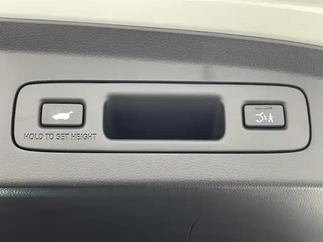 ホンダ ヴェゼル ハイブリッド e:HEV Z 滋賀県 2025(令7)年 0.1千km プラチナホワイトパール 登録済未使用車/純正9インチナビ/（Bluetooth/フルセグTV/Apple CarPlay/Android Auto)/ハーフレザーシート/バックカメラ/クリアランスソナー/電動リアゲート/LEDヘッドライト/オートライト/オートマティックハイビーム/ブラインドスポットモニター/ステアリングヒーター/D・N席シートヒーター/純正ビルトインETC/衝突軽減ブレーキ/MTモード付AT/パドルシフト/スマートキー/スペアキー/プッシュスタート