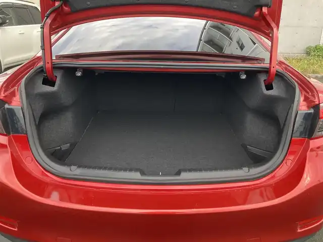 マツダ アテンザ セダン XD Lパッケージ 静岡県 2014(平26)年 5.2万km ソウルレッドプレミアムメタリック スマートシティブレーキサポート/純正SDナビ(C9M4)/　AM FM CD DVD Bluetooth SD/フルセグTV/ETC/バックモニター/レーダークルーズコントロール/パワーシート(前席)/シートヒーター(前席)/HIDオートヘッドランプ/純正19インチアルミホイール/パーキングアシスト/パドルシフト/ディーゼルターボ/BOSEプレミアムサウンド/ブラックレザーシート