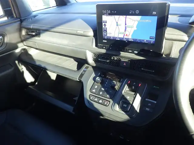 ホンダ ステップワゴン スパーダ eHEV 千葉県 2024(令6)年 1.5万km クリスタルブラックパール ホンダセンシング/・衝突軽減ブレーキ（CMBS）/・車線維持支援システム（LKAS）/・アダプティブクルーズコントロール（ACC）/・後方誤発進抑制機能/・誤発進抑制機能/パワーバックドア/両側パワースライドドア/ハーフレザーシート/前席シートヒーター/ホンダコネクトナビ/地デジTV/【DVD/CD再生機能　Bluetooth接続】/バックカメラ/ドライブレコーダー（前後撮影）/革巻きステアリング/ステアリングスイッチ/パドルシフト/ETC/LEDヘッドライト/ウインカーミラー/コーナーセンサー/純正16インチアルミホイル/サイド/カーテンエアバッグ/Honda スマートキー