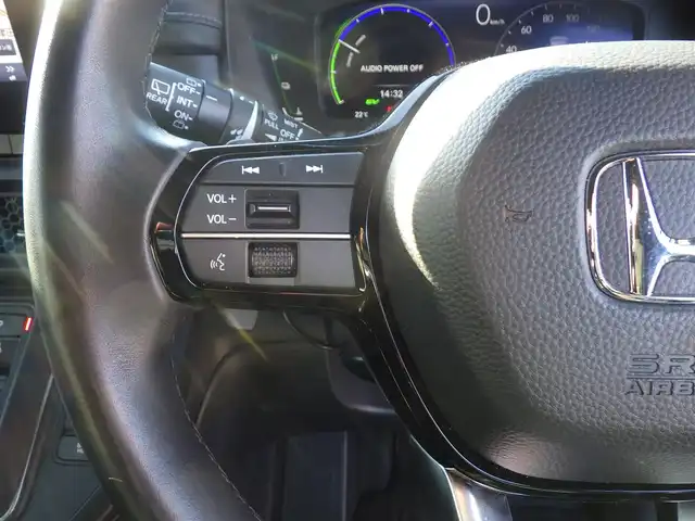 ホンダ ステップワゴン スパーダ eHEV 千葉県 2024(令6)年 1.5万km クリスタルブラックパール ホンダセンシング/・衝突軽減ブレーキ（CMBS）/・車線維持支援システム（LKAS）/・アダプティブクルーズコントロール（ACC）/・後方誤発進抑制機能/・誤発進抑制機能/パワーバックドア/両側パワースライドドア/ハーフレザーシート/前席シートヒーター/ホンダコネクトナビ/地デジTV/【DVD/CD再生機能　Bluetooth接続】/バックカメラ/ドライブレコーダー（前後撮影）/革巻きステアリング/ステアリングスイッチ/パドルシフト/ETC/LEDヘッドライト/ウインカーミラー/コーナーセンサー/純正16インチアルミホイル/サイド/カーテンエアバッグ/Honda スマートキー