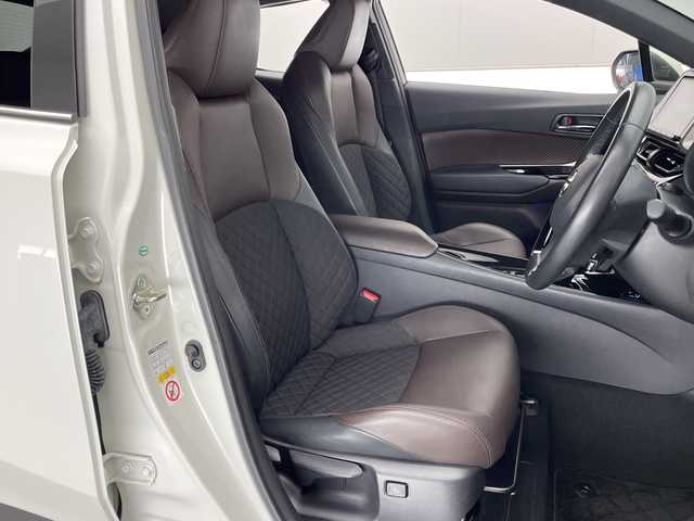 トヨタ Ｃ－ＨＲ G LEDエディション 宮崎県 2018(平30)年 3.6万km ホワイトパールクリスタルシャイン ワンオーナー/Toyota Safety Sense/〇プリクラシュセーフティ/〇レーンディパーチャーアラート/〇ブラインドスポットモニター/〇リアクロストラフィックアラート/〇オートマチックハイビーム/〇クリアランスソナー/〇レーダークルーズコントロール/純正9インチSDナビ/フルセグTV/CD/DVD/Bluetooth/バックカメラ/ハーフレザーシート/シートヒーター/ビルトインETC/LEDヘッドライト/純正18インチAW/純正ドライブレコーダー/スマートキー×２