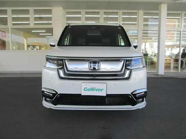 ホンダ ステップワゴン スパーダ eHEV プレミアムライン 千葉県 2023(令5)年 2.2万km プラチナホワイトパール ワンオーナー/純正11.4インチコネクトナビ、フルセグTV/全方位カメラ/オーディオ【SD/DVD/CD/BT/USB】/純正15.6インチフリップダウンモニター/純正DIATONE SOUNDシステム/ホンダセンシング/LEDヘッドライト&LEDフォグ/純正17インチアルミホイール/無限カバー付きウィンカーミラー/純正前後ドライブレコーダー/前席、２列目シートヒーター/フロント、リアコーナーセンサー/両側パワースライドドア/パワーバックドア/クルーズコントロール/ハーフレザーシート/前席&セカンドシートヒーター/スイッチ付き革巻きステアリング/LEDルームランプ/純正ETC2.0/純正ドライブレコーダー（前後）/スカッフイルミネーション/ディーラー点検記録簿(R6/R7)