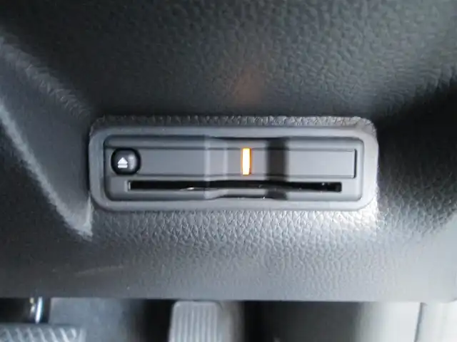 ホンダ ステップワゴン スパーダ eHEV プレミアムライン 千葉県 2023(令5)年 2.2万km プラチナホワイトパール ワンオーナー/純正11.4インチコネクトナビ、フルセグTV/全方位カメラ/オーディオ【SD/DVD/CD/BT/USB】/純正15.6インチフリップダウンモニター/純正DIATONE SOUNDシステム/ホンダセンシング/LEDヘッドライト&LEDフォグ/純正17インチアルミホイール/無限カバー付きウィンカーミラー/純正前後ドライブレコーダー/前席、２列目シートヒーター/フロント、リアコーナーセンサー/両側パワースライドドア/パワーバックドア/クルーズコントロール/ハーフレザーシート/前席&セカンドシートヒーター/スイッチ付き革巻きステアリング/LEDルームランプ/純正ETC2.0/純正ドライブレコーダー（前後）/スカッフイルミネーション/ディーラー点検記録簿(R6/R7)