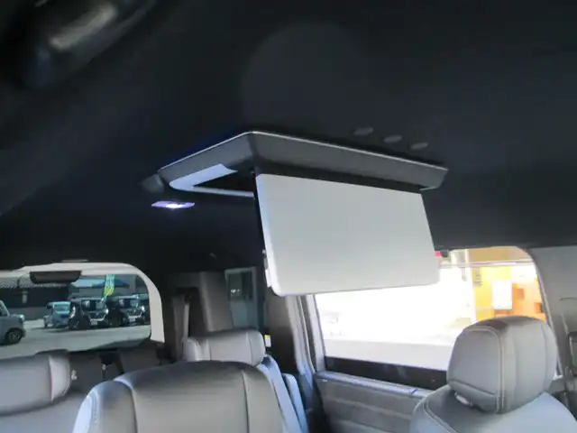 ホンダ ステップワゴン スパーダ eHEV プレミアムライン 千葉県 2023(令5)年 2.2万km プラチナホワイトパール ワンオーナー/純正11.4インチコネクトナビ、フルセグTV/全方位カメラ/オーディオ【SD/DVD/CD/BT/USB】/純正15.6インチフリップダウンモニター/純正DIATONE SOUNDシステム/ホンダセンシング/LEDヘッドライト&LEDフォグ/純正17インチアルミホイール/無限カバー付きウィンカーミラー/純正前後ドライブレコーダー/前席、２列目シートヒーター/フロント、リアコーナーセンサー/両側パワースライドドア/パワーバックドア/クルーズコントロール/ハーフレザーシート/前席&セカンドシートヒーター/スイッチ付き革巻きステアリング/LEDルームランプ/純正ETC2.0/純正ドライブレコーダー（前後）/スカッフイルミネーション/ディーラー点検記録簿(R6/R7)