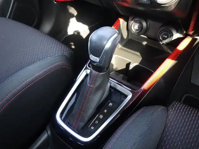 スズキ スイフト スポーツ 千葉県 2019(平31)年 4.4万km スーパーブラックパール スズキセーフティサポート/レーダークルーズコントロール/純正メモリーナビ/地デジTV/【CD再生機能】/全方位モニター/ドライブレコーダー（DRV-MR740）/革巻きステアリング/ステアリングスイッチ/パドルシフト/ETC/LEDヘッドライト/フォグライト/ウインカーミラー/純正17インチアルミホイル/サイド/カーテンエアバッグ/携帯リモコン