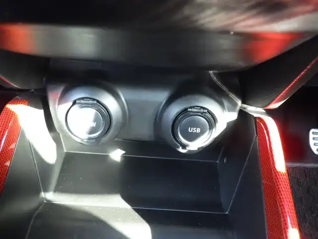 スズキ スイフト スポーツ 千葉県 2019(平31)年 4.4万km スーパーブラックパール スズキセーフティサポート/レーダークルーズコントロール/純正メモリーナビ/地デジTV/【CD再生機能】/全方位モニター/ドライブレコーダー（DRV-MR740）/革巻きステアリング/ステアリングスイッチ/パドルシフト/ETC/LEDヘッドライト/フォグライト/ウインカーミラー/純正17インチアルミホイル/サイド/カーテンエアバッグ/携帯リモコン