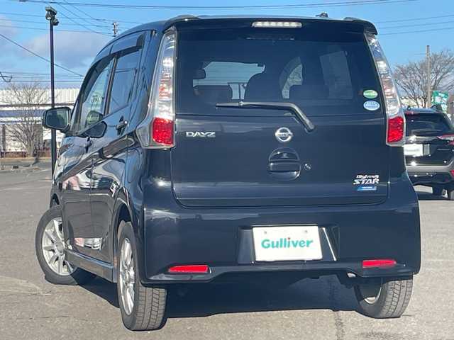 日産 デイズ HWS X Vセレ +SeftyⅡ 道央・札幌 2015(平27)年 10.6万km ブラック ４WD/純正ディーラーOPナビ/CD/DVD/BT/フルセグ/衝突被害軽減ブレーキ/横滑り防止装置/マルチアラウンド/ETC/ドライブレコーダー/アイドリングストップ/D席シートヒーター/プッシュスタート/スマートキー/HIDヘッドライト/フォグランプ/電動格納ミラー/ウィンカーミラー/純正フロアマット/ドアバイザー/純正エンジンスターター