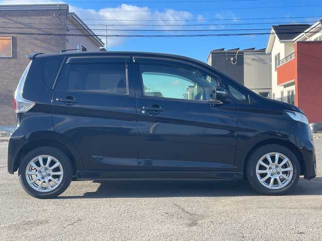 日産 デイズ HWS X Vセレ +SeftyⅡ 道央・札幌 2015(平27)年 10.6万km ブラック ４WD/純正ディーラーOPナビ/CD/DVD/BT/フルセグ/衝突被害軽減ブレーキ/横滑り防止装置/マルチアラウンド/ETC/ドライブレコーダー/アイドリングストップ/D席シートヒーター/プッシュスタート/スマートキー/HIDヘッドライト/フォグランプ/電動格納ミラー/ウィンカーミラー/純正フロアマット/ドアバイザー/純正エンジンスターター