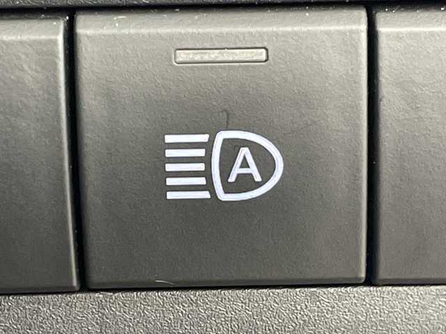 トヨタ アクア G 群馬県 2022(令4)年 2.4万km クリアベージュメタリック 純正８型ナビ　全周囲カメラ　パーキングアシスト　ビルトインＥＴＣ２．０　ドラレコ　衝突被害軽減ブレーキ　レーンアシスト　オートマチックハイビーム　ＬＥＤヘッドライト　クリアランスソナー　禁煙車