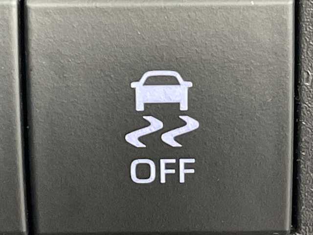 トヨタ アクア G 群馬県 2022(令4)年 2.4万km クリアベージュメタリック 純正８型ナビ　全周囲カメラ　パーキングアシスト　ビルトインＥＴＣ２．０　ドラレコ　衝突被害軽減ブレーキ　レーンアシスト　オートマチックハイビーム　ＬＥＤヘッドライト　クリアランスソナー　禁煙車