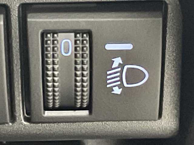 トヨタ アクア G 群馬県 2022(令4)年 2.4万km クリアベージュメタリック 純正８型ナビ　全周囲カメラ　パーキングアシスト　ビルトインＥＴＣ２．０　ドラレコ　衝突被害軽減ブレーキ　レーンアシスト　オートマチックハイビーム　ＬＥＤヘッドライト　クリアランスソナー　禁煙車