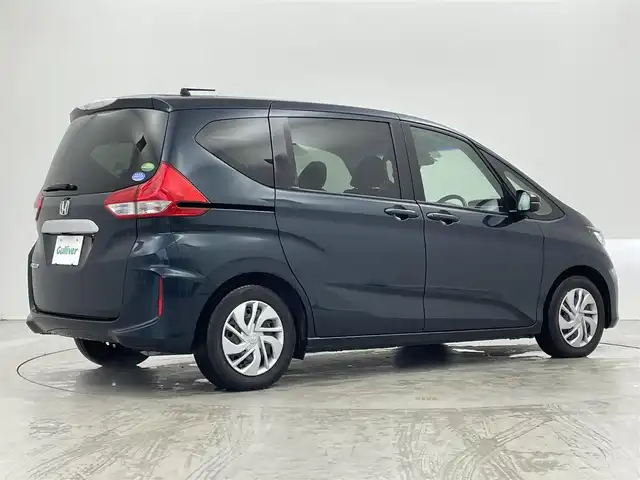 ホンダ フリード G ホンダセンシング 埼玉県 2018(平30)年 3.6万km フォレストグリーンパール 純正オーディオ　バックカメラ　衝突被害軽減装置　レーンキープアシスト　Ｂｌｕｅｔｏｏｔｈ　ＥＴＣ　両側パワースライドドア　ＬＥＤオートライト　スマートキー　ステアリングスイッチ　プッシュスタート
