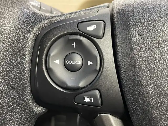 ホンダ フリード G ホンダセンシング 埼玉県 2018(平30)年 3.6万km フォレストグリーンパール 純正オーディオ　バックカメラ　衝突被害軽減装置　レーンキープアシスト　Ｂｌｕｅｔｏｏｔｈ　ＥＴＣ　両側パワースライドドア　ＬＥＤオートライト　スマートキー　ステアリングスイッチ　プッシュスタート
