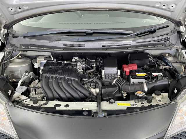 日産 ノート ニスモS 大分県 2015(平27)年 4.9万km スーパーブラック 純正SDナビ　/（フルセグ/CD/DVD/Bluetooth）/5速マニュアル　/バックカメラ　/ETC/前後ドライブレコーダー/専用シート/プッシュスタート/スマートキー/電動格納ミラー/純正アルミホイール/保証書/取扱説明書/スペアキー