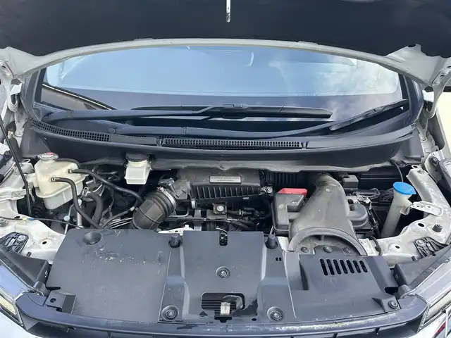 ホンダ ステップワゴン スパーダ ホンダセンシング 栃木県 2019(平31)年 7.9万km プラチナホワイトパール ホンダセンシング/純正メモリナビ/フルセグTV/DVD/Bluetooth/MSV/USB/純正フリップダウンモニター/バックカメラ/ビルトインETC/両側パワースライドドア/前後ドライブレコーダー/LEDオートライト/フォグランプ/パドルシフト/ステアリングリモコン/アダブティブクルーズコントロール/2列目サンシェード/シートバックテーブル