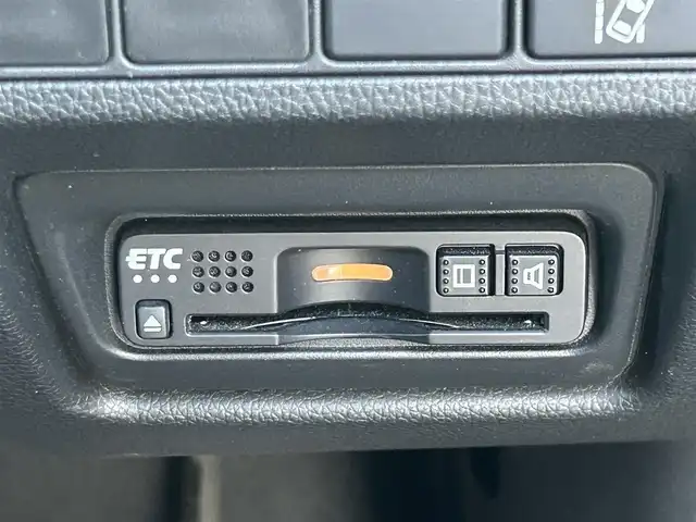 ホンダ ステップワゴン スパーダ ホンダセンシング 栃木県 2019(平31)年 7.9万km プラチナホワイトパール ホンダセンシング/純正メモリナビ/フルセグTV/DVD/Bluetooth/MSV/USB/純正フリップダウンモニター/バックカメラ/ビルトインETC/両側パワースライドドア/前後ドライブレコーダー/LEDオートライト/フォグランプ/パドルシフト/ステアリングリモコン/アダブティブクルーズコントロール/2列目サンシェード/シートバックテーブル