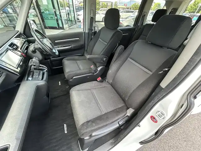 ホンダ ステップワゴン スパーダ ホンダセンシング 栃木県 2019(平31)年 7.9万km プラチナホワイトパール ホンダセンシング/純正メモリナビ/フルセグTV/DVD/Bluetooth/MSV/USB/純正フリップダウンモニター/バックカメラ/ビルトインETC/両側パワースライドドア/前後ドライブレコーダー/LEDオートライト/フォグランプ/パドルシフト/ステアリングリモコン/アダブティブクルーズコントロール/2列目サンシェード/シートバックテーブル