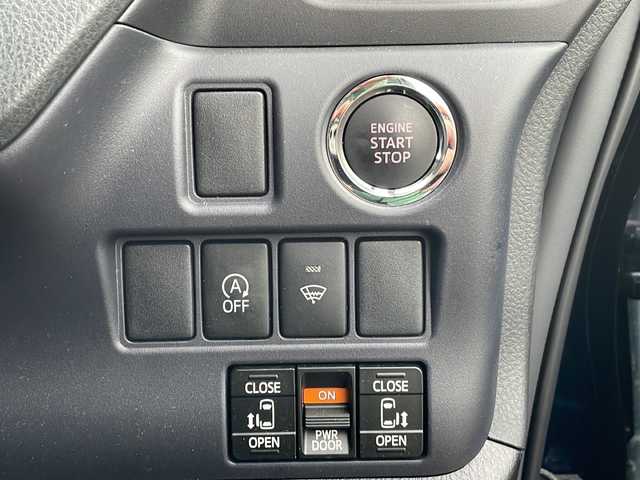 トヨタ ヴォクシー ZS 新潟県 2014(平26)年 3.9万km ブラッキッシュアゲハガラスフレーク 4WD/純正9インチSDナビ(NSZT-Y62G)/CD/DVD/BT/フルセグテレビ/フリップダウンモニター/バックカメラ/ETC/両側パワースライドドア/ステアリングスイッチ/MTモード付きAT/スマートキー/プッシュスタート/LEDヘッドライト/オートライト/フォグランプ/純正16インチアルミホイール
