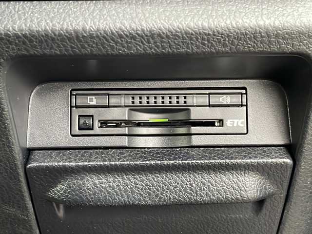 トヨタ ヴォクシー ZS 新潟県 2014(平26)年 3.9万km ブラッキッシュアゲハガラスフレーク 4WD/純正9インチSDナビ(NSZT-Y62G)/CD/DVD/BT/フルセグテレビ/フリップダウンモニター/バックカメラ/ETC/両側パワースライドドア/ステアリングスイッチ/MTモード付きAT/スマートキー/プッシュスタート/LEDヘッドライト/オートライト/フォグランプ/純正16インチアルミホイール