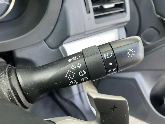 スバル インプレッサ ＸＶ 2．0i－L アイサイト 高知県 2014(平26)年 6.3万km デザートカーキ 純正メモリナビ/ETC/Bluetooth接続/スマートキー/アイドリングストップ/バックカメラ/アイサイト/横滑り防止装置/盗難防止装置/レーンキープアシスト/純正アルミホイール/LEDヘッドライト/4WD/MTモード付/フルセグ