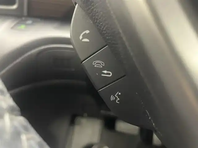ホンダ フリード クロスター ホンダセンシング 茨城県 2020(令2)年 7.2万km クリスタルブラックパール 社外ナビ/バックカメラ/フルセグ/衝突被害軽減ブレーキ/車線逸脱抑制装置/レーダークルーズコントロール/ソナー/両側電動スライドドア/ETC/純正15インチAW/LEDヘッドライト/スマートキー