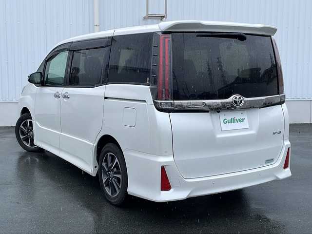 トヨタ ノア Si ダブルバイビーⅢ 三重県 2021(令3)年 1.7万km ホワイトパールクリスタルシャイン 純正9型ナビ/バックカメラ/純正ビルトインETC/クルーズコントロール/純正12.1型後席モニター/USB給電ポート/社外前後ドライブレコーダー/スペアキー/オートライト/LEDヘッドライト/フォグライト/禁煙車/電動格納ミラー/取扱説明書