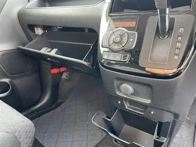 スズキ ソリオ バンディット HV MV 千葉県 2018(平30)年 2.1万km ピュアホワイトP 両側パワースライドドア /衝突軽減/レーンキープアシスト/社外7インチナビ/ワンセグTV/バックカメラ/LEDヘッドライト/ステアリングスイッチ/クルーズコントロール/スマートキー/プッシュスタート/フロアマット/ドアバイザー/純正15インチアルミ