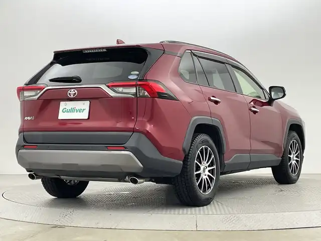 トヨタ ＲＡＶ４ G 新潟県 2019(令1)年 2.1万km センシュアルレッドマイカ 禁煙車/4WD/純正９インチメモリナビ/フルセグ/　CD/SD/Bluetooth/NSZT-Y68T/黒革シート/前席シートヒーター/運転席パワーシート/スマートキー/ETC/パワーバックドア/ステアリングヒーター/レーダークルーズコントロール/衝突被害軽減ブレーキ/ドライブレコーダー/LEDヘッドライト/オートライト/オートハイビーム/純正アルミ付きノーマルタイヤ/　（積み込み８mm）