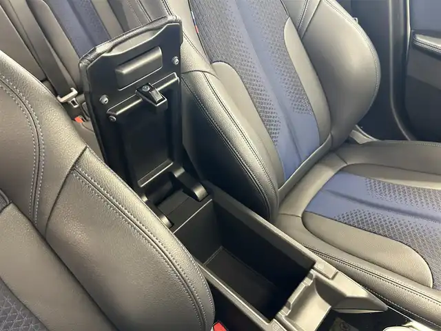 ＢＭＷ １１８ｄ 岡山県 2020(令2)年 3.9万km アルピンホワイトⅢ 純正ナビ　/バックカメラ　/ハーフレザーシート　/ブラインドスポットモニター/ワイヤレスチャージ　/クルーズコントロール/コーナーセンサー/ＡＵＴＯＨＯＬＤ　/横滑り防止装置　/衝突軽減ブレーキ　/車線逸脱警報　/オートライト/オートワイパー　/アイドリングストップ　/パワーシート/LEDヘッドライト