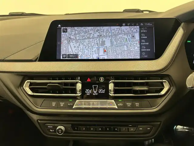 ＢＭＷ １１８ｄ 岡山県 2020(令2)年 3.9万km アルピンホワイトⅢ 純正ナビ　/バックカメラ　/ハーフレザーシート　/ブラインドスポットモニター/ワイヤレスチャージ　/クルーズコントロール/コーナーセンサー/ＡＵＴＯＨＯＬＤ　/横滑り防止装置　/衝突軽減ブレーキ　/車線逸脱警報　/オートライト/オートワイパー　/アイドリングストップ　/パワーシート/LEDヘッドライト