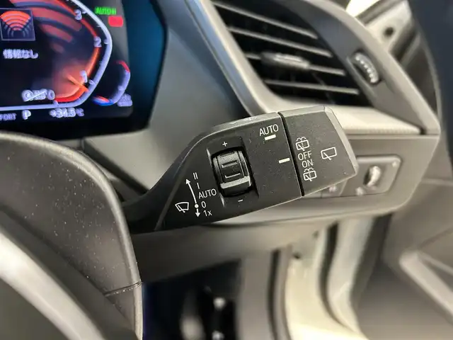 ＢＭＷ １１８ｄ 岡山県 2020(令2)年 3.9万km アルピンホワイトⅢ 純正ナビ　/バックカメラ　/ハーフレザーシート　/ブラインドスポットモニター/ワイヤレスチャージ　/クルーズコントロール/コーナーセンサー/ＡＵＴＯＨＯＬＤ　/横滑り防止装置　/衝突軽減ブレーキ　/車線逸脱警報　/オートライト/オートワイパー　/アイドリングストップ　/パワーシート/LEDヘッドライト