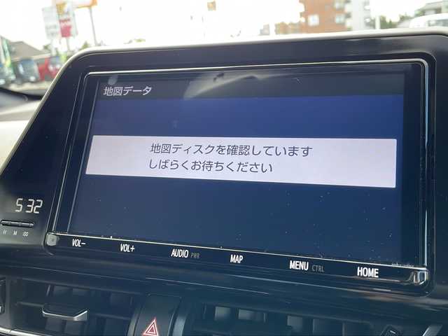 トヨタ Ｃ－ＨＲ G 山口県 2019(令1)年 4.4万km ブラックマイカ 純正9インチメモリーナビ/・Bluetooth接続/・フルセグTV/・AM/FM/CD/DVD/トヨタセーフティセンス/・レーンキープアシスト/・プリクラッシュセーフティ/・ハイビームアシスト/・レーダークルーズコントロール/オートブレーキホールド/前後ドライブレコーダー/ETC/バックカメラ/ハーフレザーシート/シートヒーター(D席/N席）/純正18インチアルミホイール/LEDオートヘッドライト