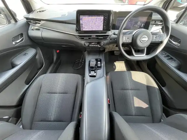 日産 ノート X 東京都 2022(令4)年 1.7万km ダークメタルグレー 純正ナビ/・Bluetoothオーディオ/フルセグTV/HDMI/インテリジェントアラウンドビューモニター/インテリジェントルームミラー/プロパイロット/LEDヘッドランプ/・アダプティブLEDヘッドライトシステム/ETC/純正ドライブレコーダー（前方）/取扱説明書/保証書/スペアキー1本