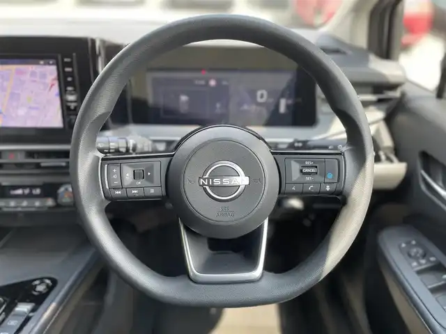日産 ノート X 東京都 2022(令4)年 1.7万km ダークメタルグレー 純正ナビ/・Bluetoothオーディオ/フルセグTV/HDMI/インテリジェントアラウンドビューモニター/インテリジェントルームミラー/プロパイロット/LEDヘッドランプ/・アダプティブLEDヘッドライトシステム/ETC/純正ドライブレコーダー（前方）/取扱説明書/保証書/スペアキー1本