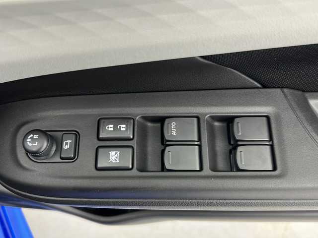 スズキ スイフト HYBRID MZ 宮城県 2023(令5)年 0.2万km 青Ⅱ 4WD//純正9インチディスプレイオーディオ//全方位モニター//USB・BT・AppleCarPlay・androidAuto//スズキセーフティサポート//デュアルセンサーブレーキサポート//追従クルーズコントロール//リアクロストラフィックアラート//レーンキープアシスト//アダプティブハイビーム//ブラインドスポットモニター//前席シートヒーター//パドルシフト//LEDヘッドライト//LEDフォグランプ//純正16インチアルミホイール//純正フロントスポイラー//スマートキー//プッシュスタート