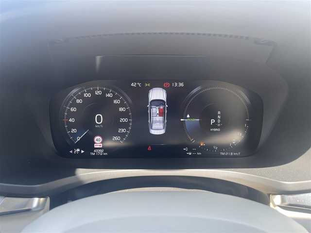 ボルボ Ｓ６０ T6 ツインEG AWD インスクリプション 滋賀県 2020(令2)年 4.4万km クリスタルホワイトP 電動パノラマサンルーフ/ヘッドアップディスプレイ/ホワイトレザーシート/・前席メモリ付きパワーシート/・全席シートヒーター/・前席シートベンチレーション/インテリセーフ/・ACC/・BLIS/・LKA/・CTA/純正HDDナビ/（BT/地デジ/CarPlay）/harman/kardonサウンド/360°カメラ/純正LEDヘッドライト/純正19インチAW/保証書