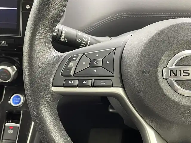 日産 セレナ e－パワー ハイウェイスター V 福井県 2020(令2)年 3.4万km ダイヤモンドブラック 純正ナビ/ＣＤ／ＤＶＤ／ＢＴ／ＨＤＭＩ／フルセグＴＶ/プロパイロット/全方位カメラ/両側パワースライドドア/ブラインドスポットモニター/ＨＯＬＤ付き電子パーキング/ハンズフリーオートスライドドア