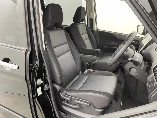 日産 セレナ e－パワー ハイウェイスター V 福井県 2020(令2)年 3.4万km ダイヤモンドブラック 純正ナビ/ＣＤ／ＤＶＤ／ＢＴ／ＨＤＭＩ／フルセグＴＶ/プロパイロット/全方位カメラ/両側パワースライドドア/ブラインドスポットモニター/ＨＯＬＤ付き電子パーキング/ハンズフリーオートスライドドア