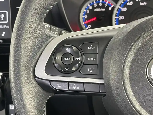 トヨタ ルーミー カスタムG 埼玉県 2022(令4)年 3.7万km パールホワイトⅢ スマートアシスト　純正ディスプレイオーディオ　バックカメラ　ＥＴＣ　レーダークルーズコントロール　両側パワースライドドア　純正アルミホイール　オートライト　スマートキー　ＬＥＤヘッドライト　地デジＴＶ