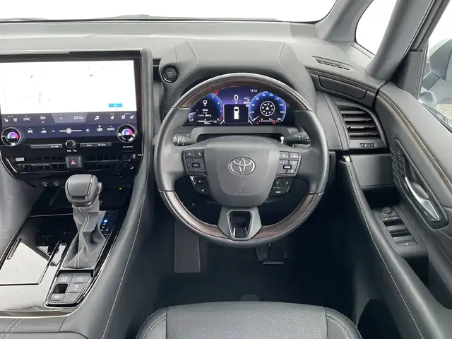 トヨタ アルファード Z 千葉県 2023(令5)年 0.6万km プラチナホワイトパールマイカ 純正14インチナビ/（フルセグTV/BT/appleCarPlay/Androidauto）/全周囲カメラ/衝突被害軽減システム/車線逸脱警報/クルーズコントロール/左右独立ムーンルーフ/レザーシート/両側パワースライドドア/横滑り防止装置/ETC/アイドリングストップ/LEDヘッドライト/フォグランプ/オートライト/ウィンカーミラー/電動格納ミラー/純正18インチAW/シートヒーター/エアシート/ステアリングヒーター/プッシュスタート/スマートキー