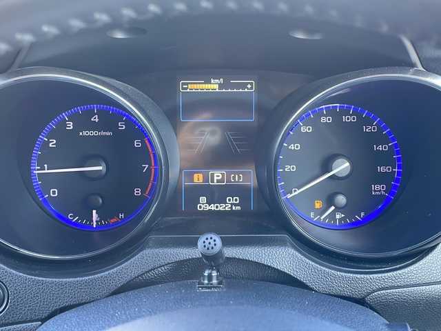 スバル アウトバック リミテッド 青森県 2015(平27)年 9.4万km クリスタルホワイトP 4WD/純正8インチナビ・フルセグTV/CD・DVD・Bluetooth・SD/バックカメラ/黒レザーシート/前席パワーシート/前後席シートヒーター/パワーバックドア/アイサイトver.3/アドバンスドセイフティパッケージ/衝突軽減ブレーキ/追従クルーズコントロール/アクティブレーンキープ/ハイビームアシスト/ブラインドスポットモニター/純正前方ドライブレコーダー/サイド・カーテンエアバッグ/ビルトインETC/パドルシフト/LEDヘッドライト/フォグランプ/リアフォグランプ/純正18インチアルミ/ルーフレール