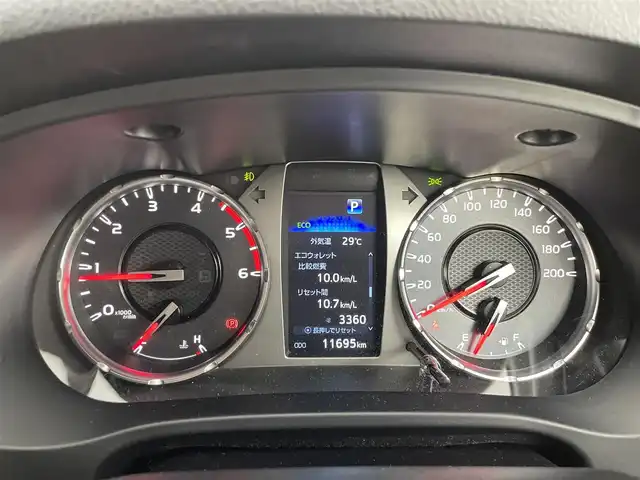トヨタ ハイラックス Z GRスポーツ 茨城県 2023(令5)年 1.2万km スーパーホワイトⅡ 純正8型DAナビ/全周囲カメラ/社外フルセグ/ハードトノカバー/ベッドライナー/衝突被害軽減ブレーキ/車線逸脱抑制装置/レーダークルーズコントロール/クリアランスソナー/ETC/純正18インチAW/LEDヘッドライト/スマートキー