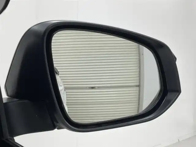 トヨタ ハイラックス Z GRスポーツ 茨城県 2023(令5)年 1.2万km スーパーホワイトⅡ 純正8型DAナビ/全周囲カメラ/社外フルセグ/ハードトノカバー/ベッドライナー/衝突被害軽減ブレーキ/車線逸脱抑制装置/レーダークルーズコントロール/クリアランスソナー/ETC/純正18インチAW/LEDヘッドライト/スマートキー