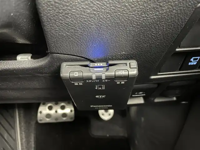 トヨタ ハイラックス Z GRスポーツ 茨城県 2023(令5)年 1.2万km スーパーホワイトⅡ 純正8型DAナビ/全周囲カメラ/社外フルセグ/ハードトノカバー/ベッドライナー/衝突被害軽減ブレーキ/車線逸脱抑制装置/レーダークルーズコントロール/クリアランスソナー/ETC/純正18インチAW/LEDヘッドライト/スマートキー