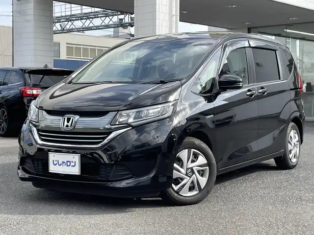 ホンダ フリード ハイブリット G 埼玉県 2018(平30)年 11.8万km プレミアムスパークルブラックパール (株)IDOMが運営する【じしゃロン鳩ヶ谷店】の自社ローン専用車両になりますこちらは現金またはオートローンご利用時の価格です。自社ローンご希望の方は別途その旨お申付け下さい/登録時117440km/後席キャプテンシート/純正メモリナビ(品番:AVIC-MRZ099)/・AM/FM・CD/DVD・BT・MSV(HDD)/バックカメラ/先行車発進お知らせ機能/ビルトインETC/クルーズコントロール/前方ドライブレコーダー(品番:DRY-ST1600)/両側スライドドア/・右側イージークローザードア/・左側パワースライドドア/後席ロールサンシェード/ウォークスルー/3列シート/フルフラットシート/純正フロアマット/社外シートカバー/オートライト/純正LEDヘッドライト/プッシュスタート/スマートキー/ドアバイザー/横滑り防止機能/ワイパーデアイサー