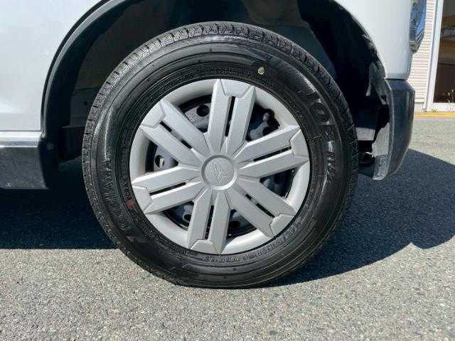 ダイハツ アトレー バン デッキバン 岩手県 2024(令6)年 1万km シャイニングホワイトパール 純正ナビ　Ｂｌｕｅｔｏｏｔｈ／ＣＤ／ＤＶＤ／フルセグＴＶ　/バックカメラ　/レーダークルーズコントロール　/アイドリングストップ　/前方ドラレコ　/４ＷＤ　/両側パワースライドドア　/横滑り防止措置　/ＡＡＣ　/ターボ