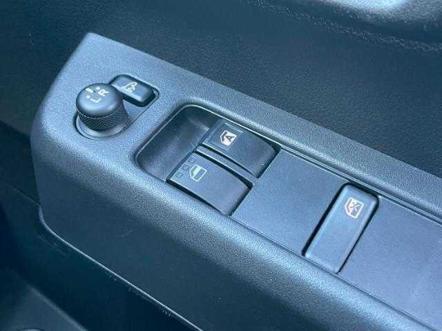 ダイハツ アトレー バン デッキバン 岩手県 2024(令6)年 1万km シャイニングホワイトパール 純正ナビ　Ｂｌｕｅｔｏｏｔｈ／ＣＤ／ＤＶＤ／フルセグＴＶ　/バックカメラ　/レーダークルーズコントロール　/アイドリングストップ　/前方ドラレコ　/４ＷＤ　/両側パワースライドドア　/横滑り防止措置　/ＡＡＣ　/ターボ