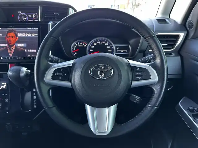 トヨタ ルーミー カスタムG 宮城県 2019(令1)年 5.8万km パールホワイトⅢ コンフォートパッケージ/・シートヒーター（運転席/助手席）/・シートバックテーブル（運転席/助手席）/＝＝＝/モデリスタリアスポイラー/スマートアシスト3/・衝突回避支援ブレーキ機能/・衝突警報機能/・車線逸脱警報機能/・誤発進抑制制御機能/・先行車発進お知らせ機能/・オートハイビーム/・コーナーセンサー/アルパイン9インチナビ（X9Z）/・CD/DVD/・Bluetooth/・フルセグTV/バックカメラ/ビルトインETC/両側パワースライドドア/革巻きステアリング/ステアリングスイッチ/クルーズコントロール/革調シートカバー/LEDヘッドランプ/フォグランプ/オートライト/スマートキー＆プッシュスタート/電動格納ミラー/純正14インチAW/純正ドアバイザー/純正フロアマット/Wエアバッグ